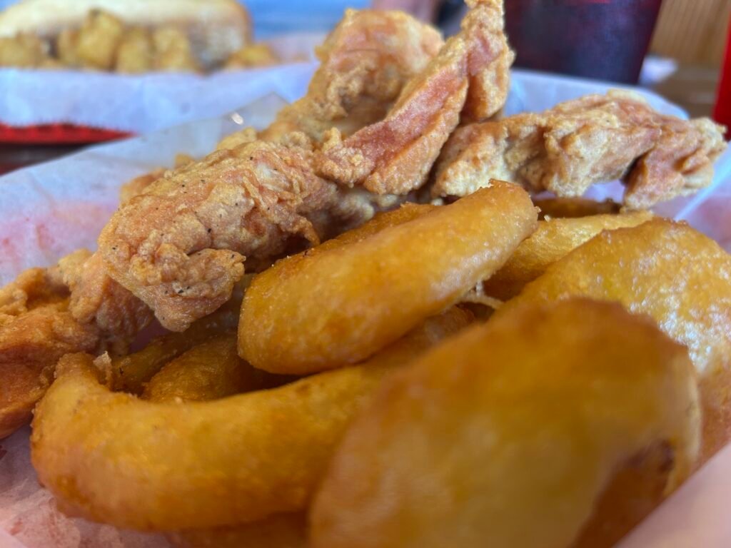 Sandwich basket at Tipsy Turtle Eatonton GA